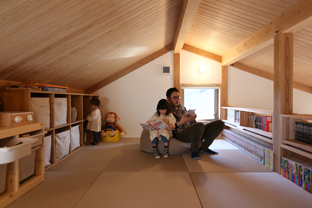 姫路市の木の家 ロフト畳スペース
