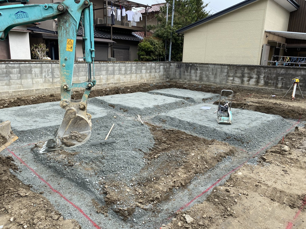 たつの市の木の家　基礎