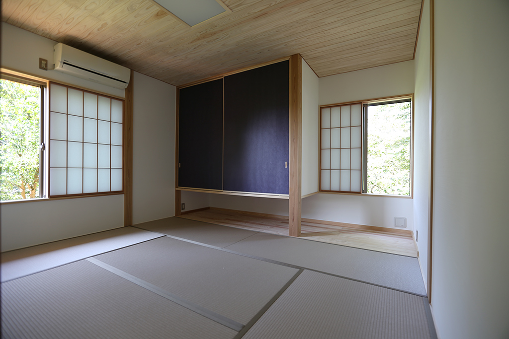 姫路市の木の家 畳の寝室