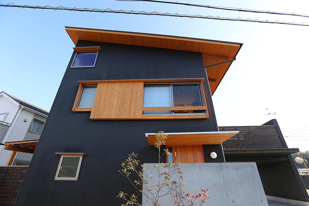 姫路市の木の家『暮らしが広がるもう1階』外観