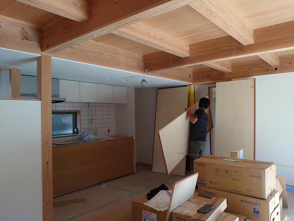 姫路市の木の家　建具工事