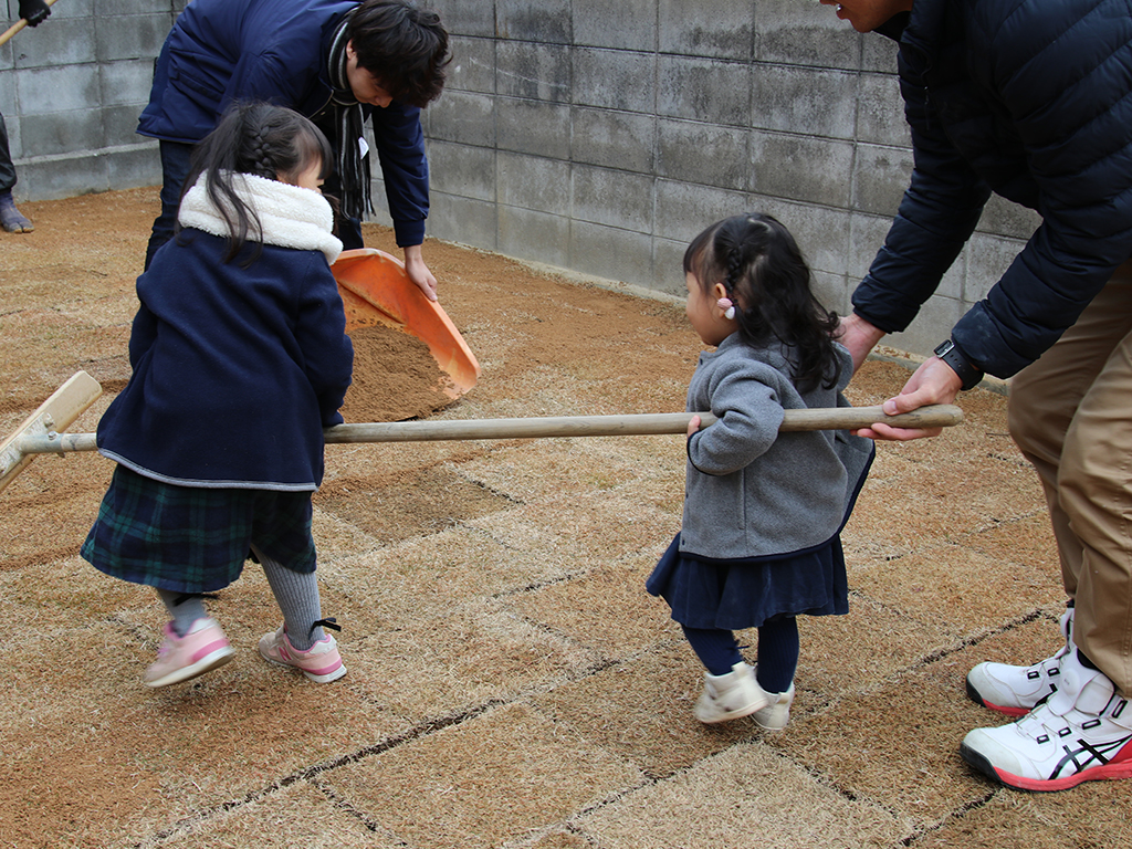 姫路市の木の家　庭造りワークショップ