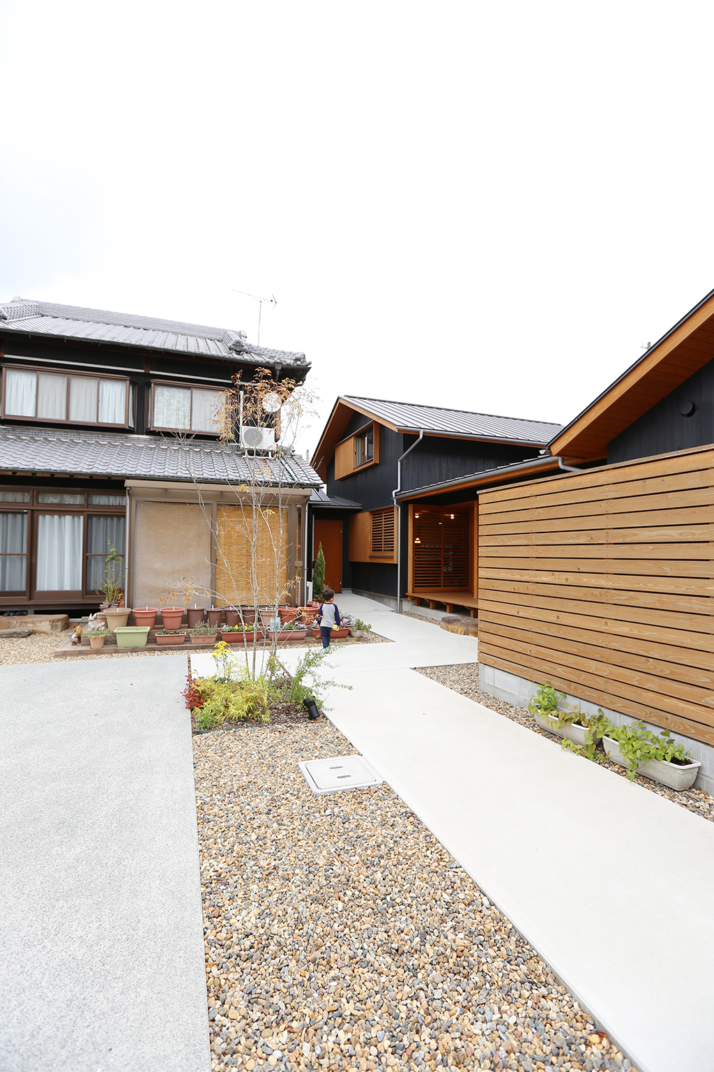 高砂市の木の家 母家と新居