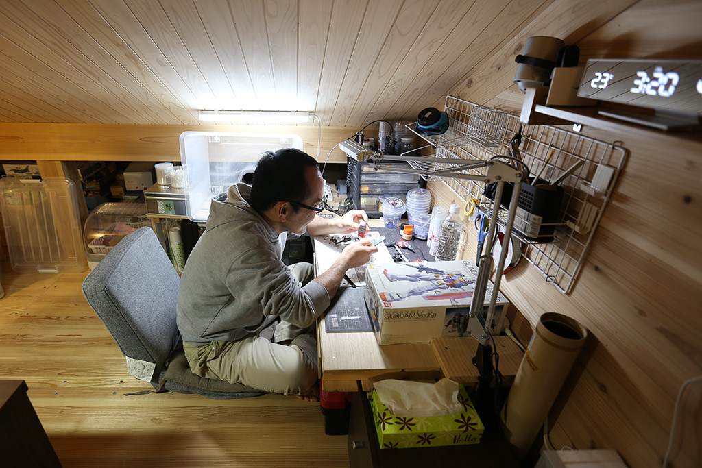 明石市の木の家 小屋裏のご主人の趣味室