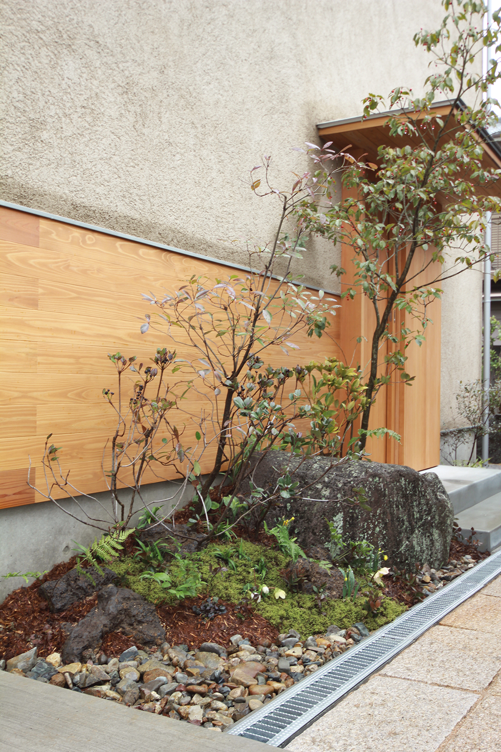 姫路市の木の家 和の趣のある植栽