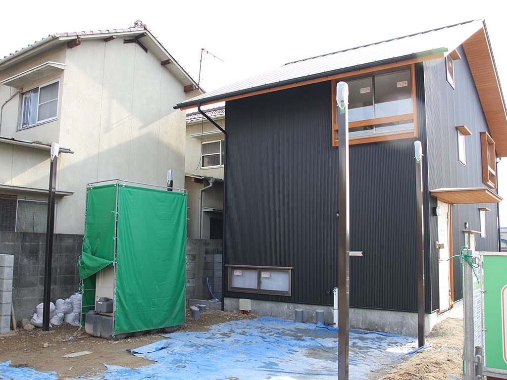 姫路市の木の家　カーポート設置工事