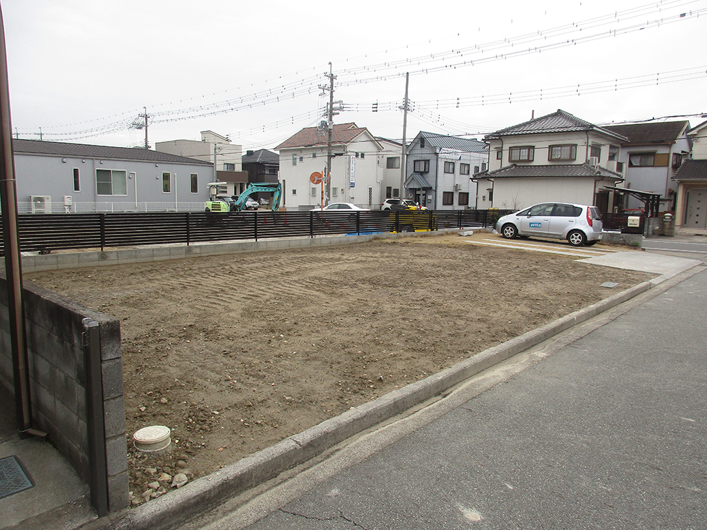 加古川市の木の家　解体後の計画地