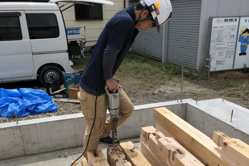 加古川市の木の家　土台敷き