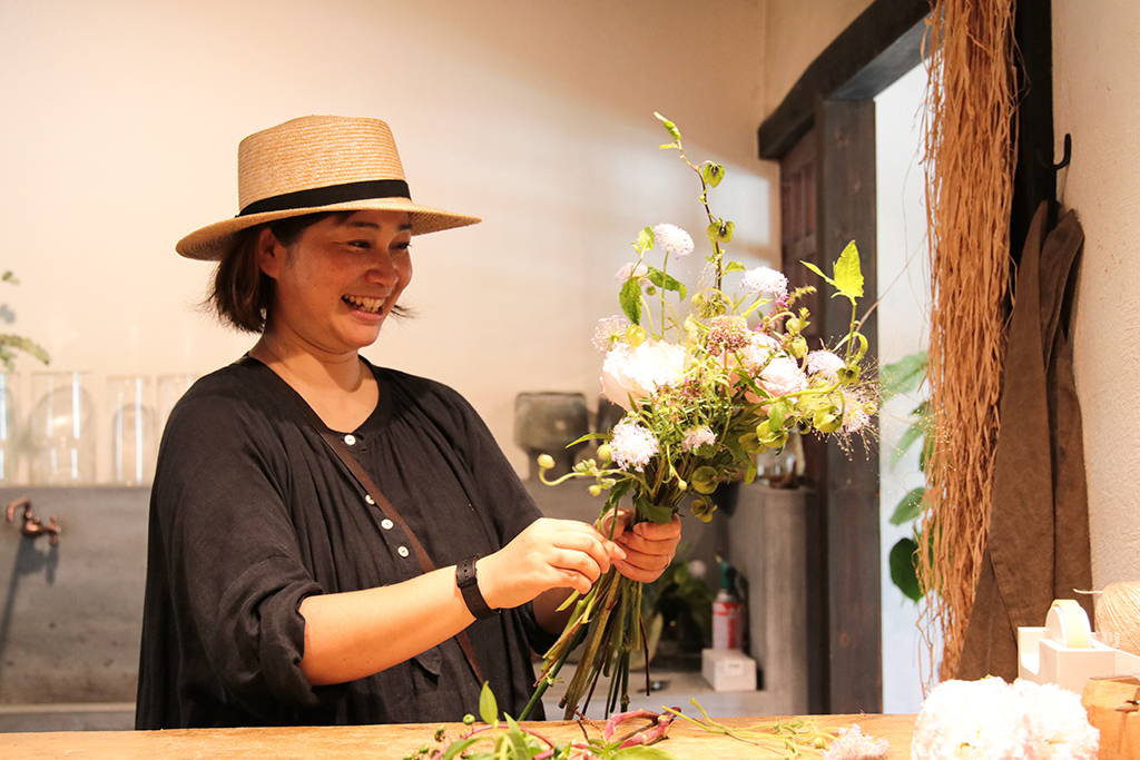 三木市の花屋ぼたん 店主