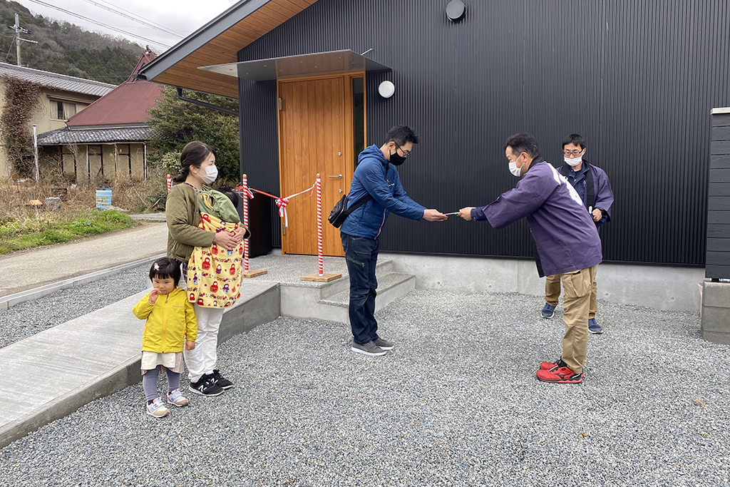 神崎郡の木の家　引渡式