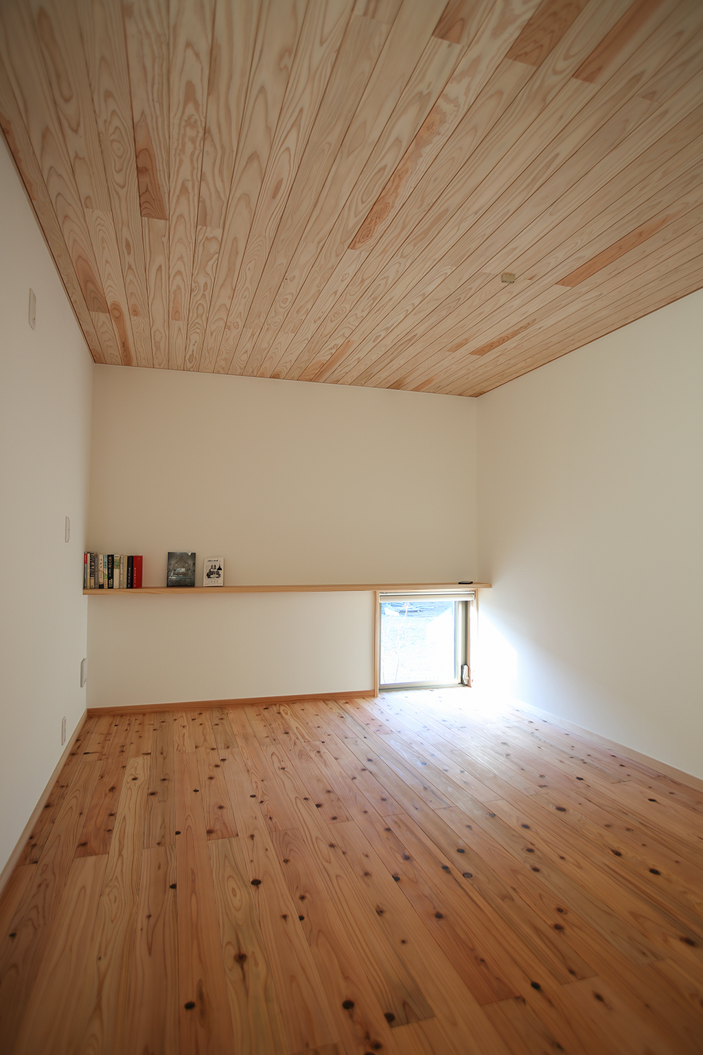 神戸市西区の木の家 寝室