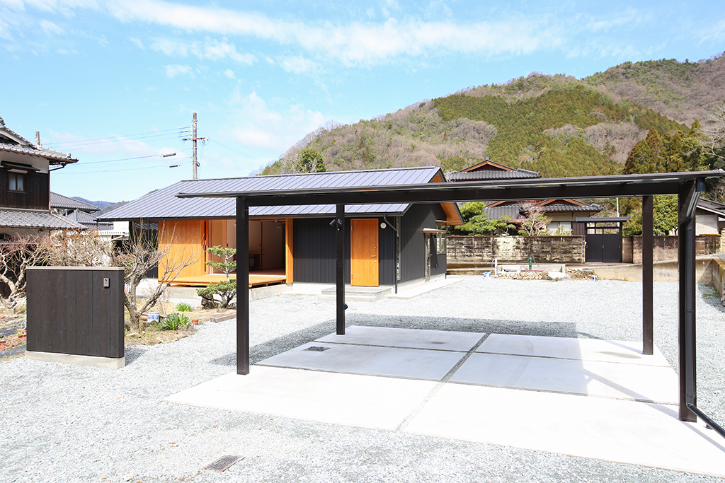 たつの市の木の家『山麓楽団』平屋外観