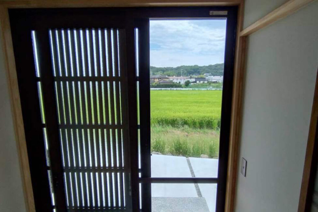 神戸市の木の家　網戸