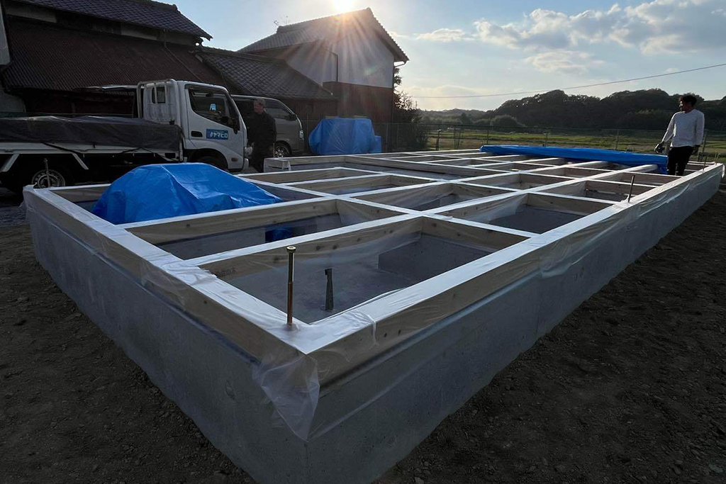 三木市の木の家 土台敷き